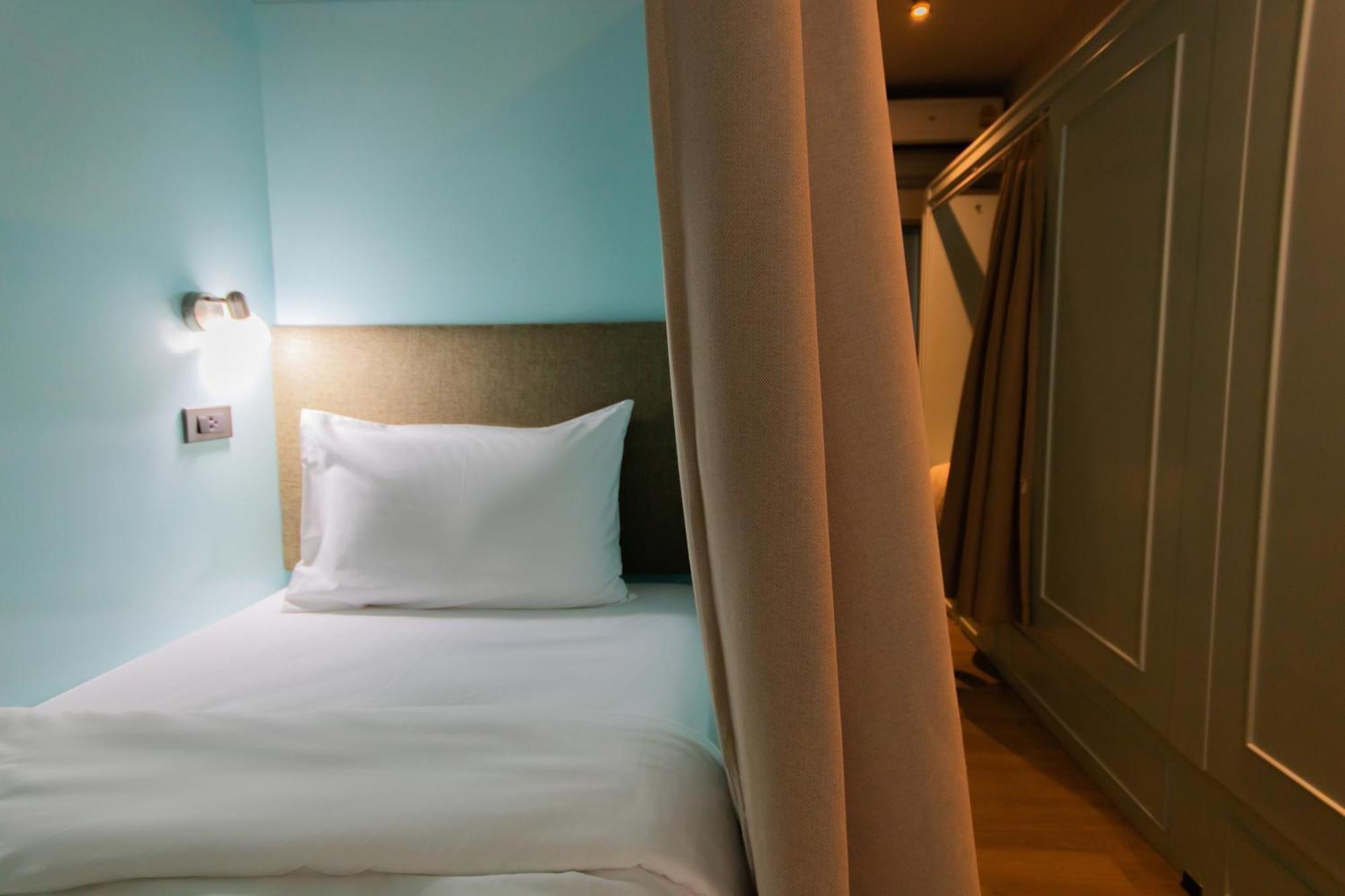 Latima Boutique Hostel Kanchanaburi Ngoại thất bức ảnh