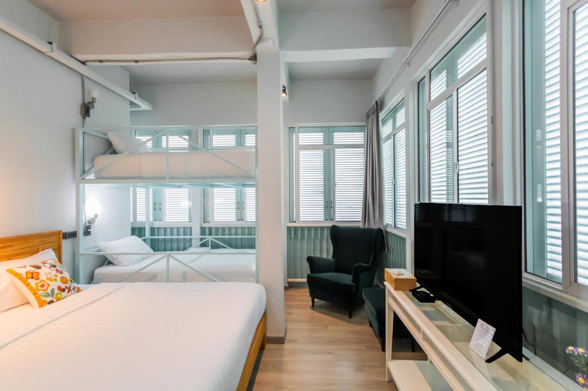 Latima Boutique Hostel Kanchanaburi Ngoại thất bức ảnh