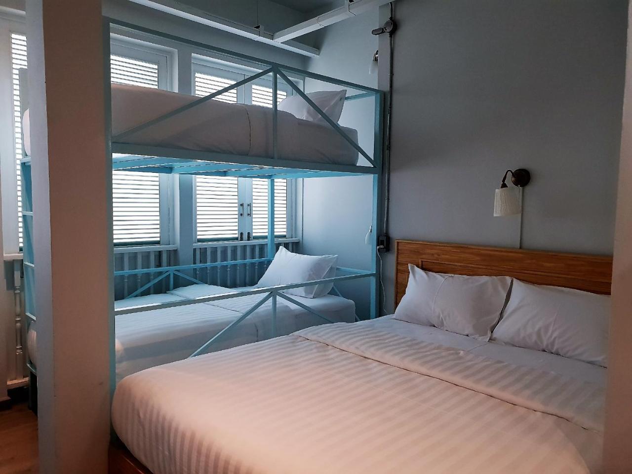 Latima Boutique Hostel Kanchanaburi Ngoại thất bức ảnh